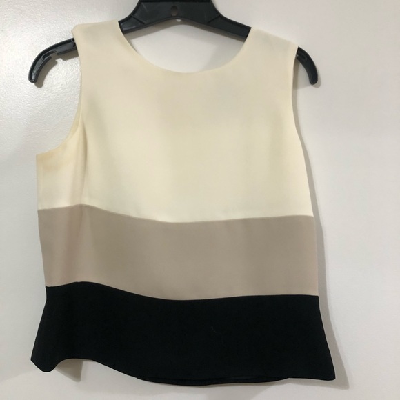 Worn only a few times!! LIKE NEW!!! Petite Suite Separates Professional Top Sz 4 - Picture 1 of 2